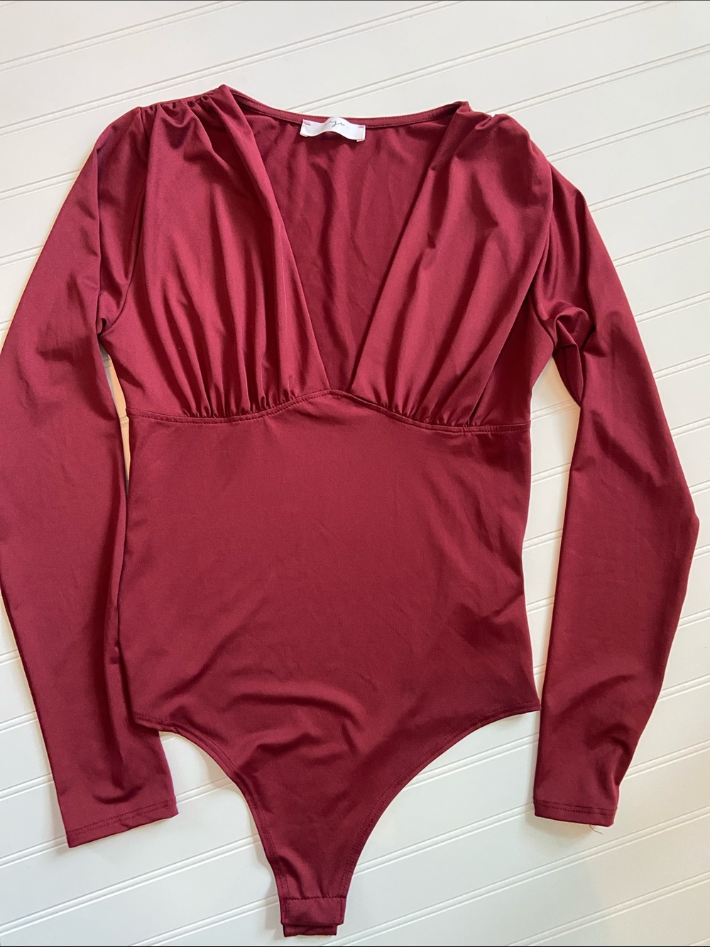 Elegant Gaze Wine Red V-Neck Long Sleeve Bodysuit Size S NWOT